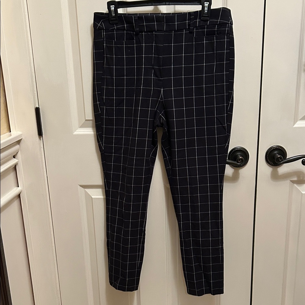LOFT Black Checkered Skinny Pants Size 10P